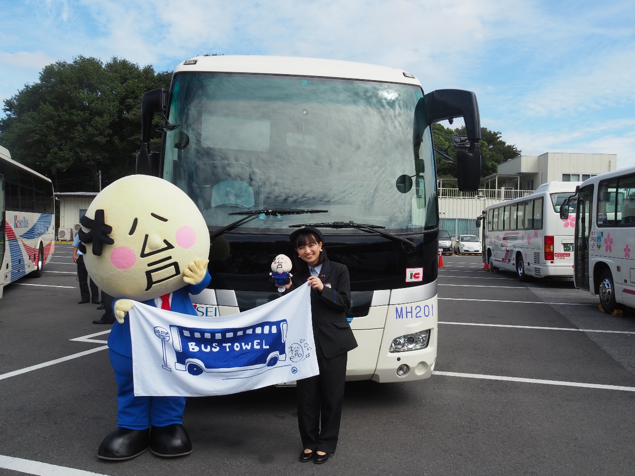 【松戸新京成バス】高速バス 松戸羽田線 「星野みちる」さんによる特別な車内放送の実施